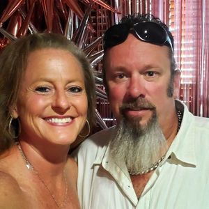 Meet your Posher, Joy